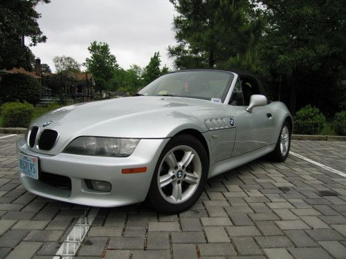 2000 bmw z3 roadster convertible 2-door 2.5l 5-speed