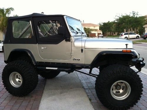 1990 jeep wrangler sahara