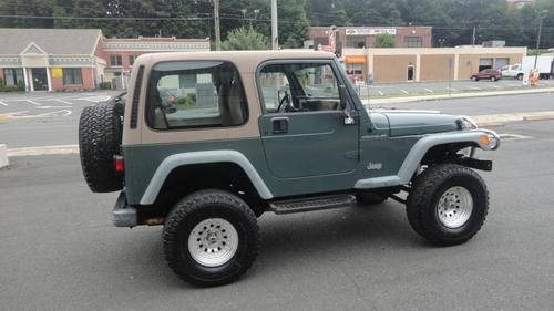 33's - lifted - sly jacker - hard top - 4x4 - auto - no reserve
