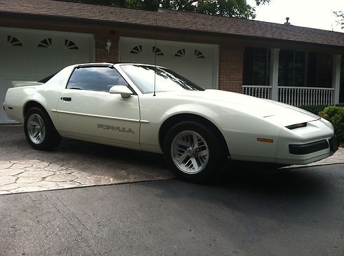 1988 pontiac firebird formula ws-6 76,000 miles,t-top loaded extra clean rarecar