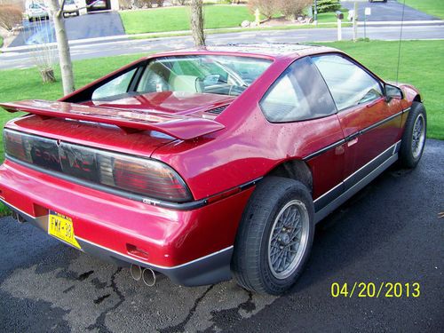 1987 pontiac fiero gt coupe 2-door 2.8l