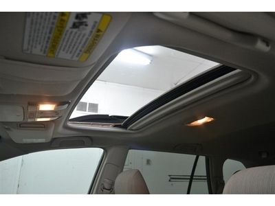 AWD Sunroof/Moonroof Heated Seats Backup Camera Used Cars Greater Kansas City, image 9