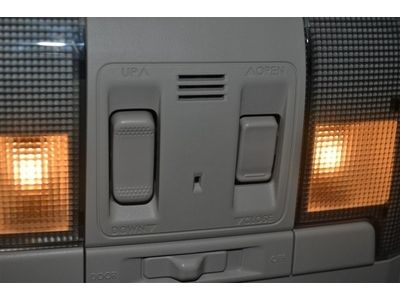 AWD Sunroof/Moonroof Heated Seats Backup Camera Used Cars Greater Kansas City, image 29