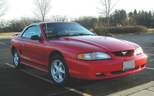 1995 ford mustang gt 5.0 convertible with 17k miles!