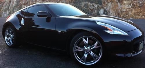 2012 nissan 370z sport edition 19" rays, spolier, illuminated kick plates
