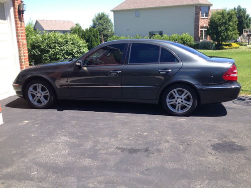 2004 mercedes-benz e500 4matic sedan 4-door 5.0l
