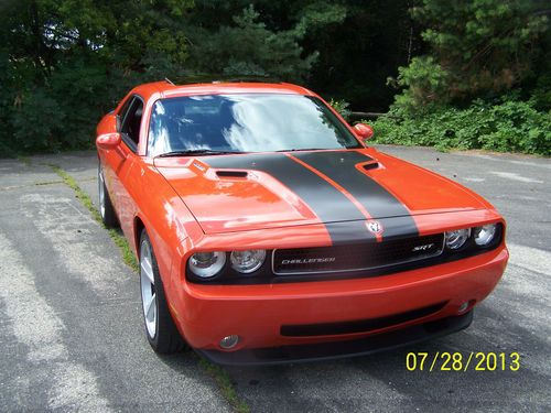 2008 dodge challenger srt8 coupe 2-door 6.1l hemi orange