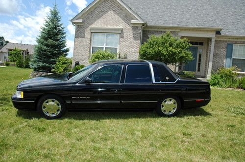 1999 cadillac deville concours sedan 4-door 4.6l