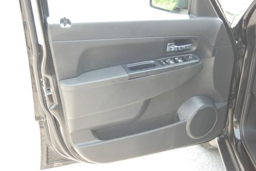 2012 Jeep Liberty Limited Sport Utility 4-Door 3.7L, US $15,900.00, image 11