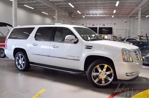 2011 cadillac escalade esv luxury, one owner, 2xdvd, navi, sat, xenon, wood