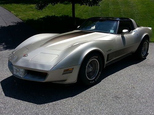 1982 chevrolet corvette collector's edition