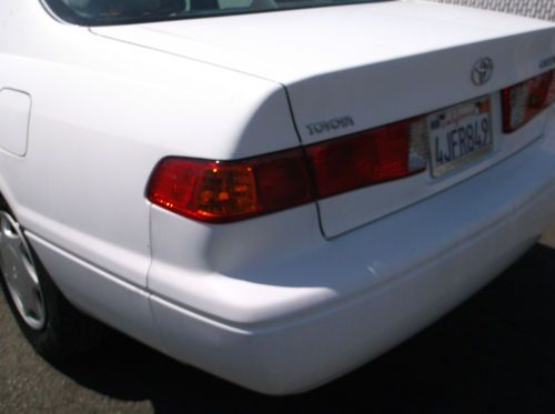 2000 Toyota Camry, NO RESERVE, image 12