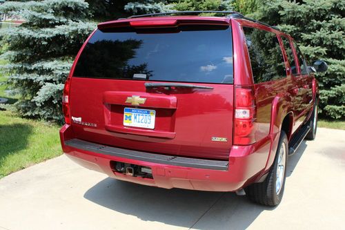2007 Chevrolet Suburban Z71 Red 4x4 86k miles Warranty DVD Navi Leather Sunroof, US $28,775.00, image 2