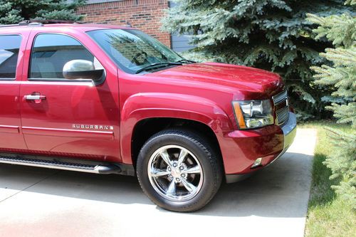 2007 Chevrolet Suburban Z71 Red 4x4 86k miles Warranty DVD Navi Leather Sunroof, US $28,775.00, image 4