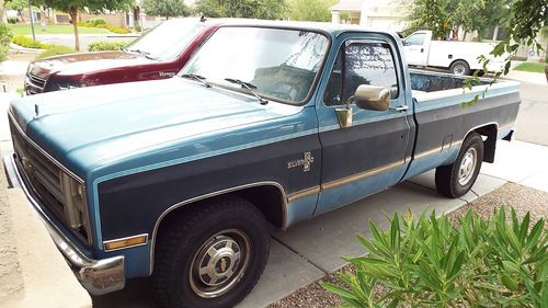 1987 chevrolet r/v20 custom deluxe / scottsdale / silverado collector