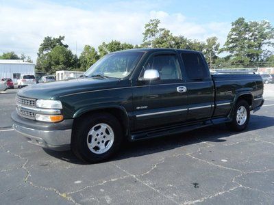 Lt truck 5.3l v8  extended cab clean car fax low miles leather tow package