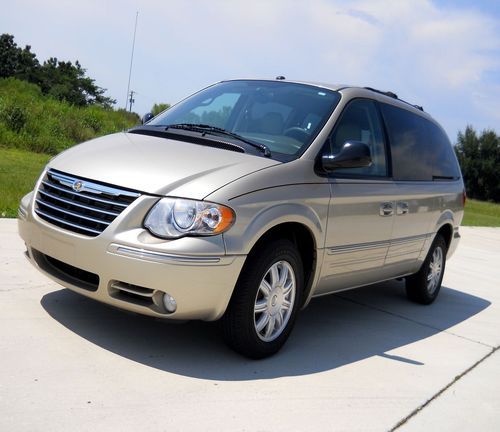 2007 chrysler town &amp; country touring minivan no reserve cleanest one on ebay