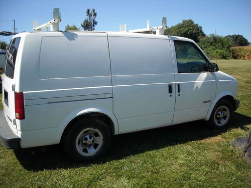 2002 chevrolet astro base standard cargo van 3-door 4.3l