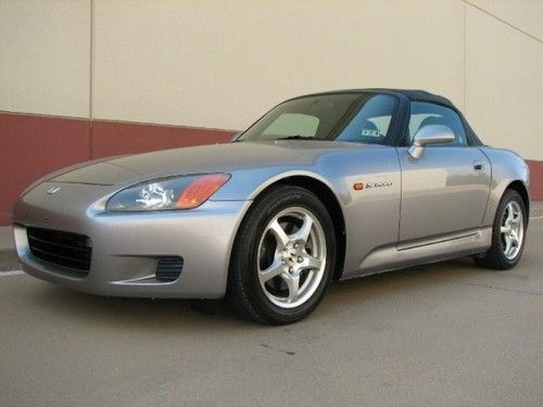 2000 honda s2000 convertible, very clean, just serviced, new top, only 77k miles