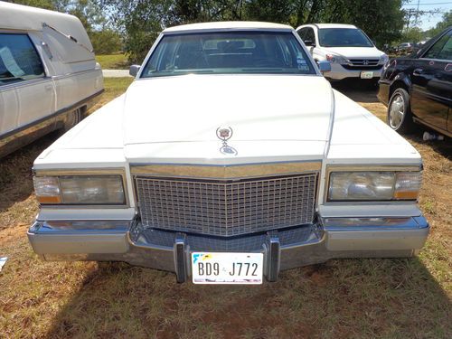 1990 Cadillac Eureka 6 Door Limousine, image 2