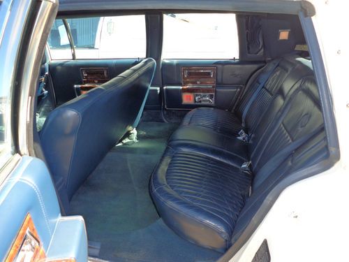 1990 Cadillac Eureka 6 Door Limousine, image 11