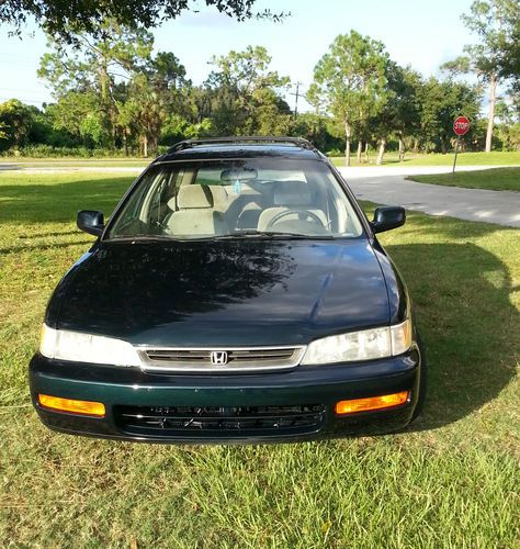 Honda accord lx  wagon 1997 automatic vtec 4 cylinder nice condition