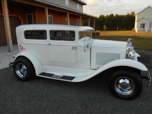 1930 ford model a 2 door sedan 327 motor 350 trans chopped street rod no reserve