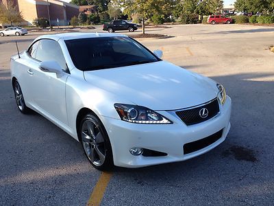 2011 lexus is 350c  convertible coupe, htd &amp; cooled leather, financing available