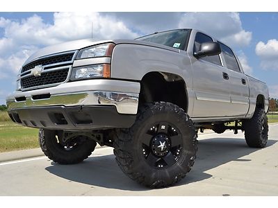 2006 chevrolet silverado 1500 crew cab lt 4x4 lifted wheels