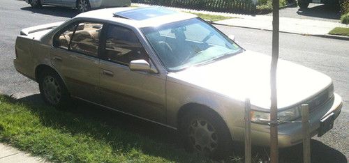1993 Nissan Maxima SE Sedan 4-Door 3.0L NO RESERVE CHARITY AUCTION !!!, image 2
