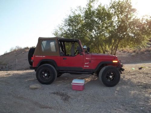 1995 jeep wrangler se sport utility 2-door 2.5l