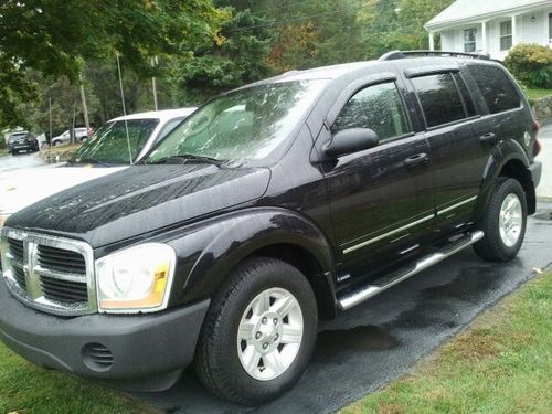 2004 dodge durango 4x4 four door v-8