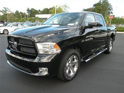 2011 dodge ram1500 crew cab 4x4 v8 hemi  clean carfax nav/camera black/black