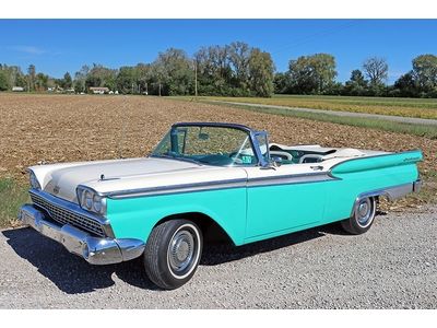 1959 ford fairlane 500 sunliner convertible