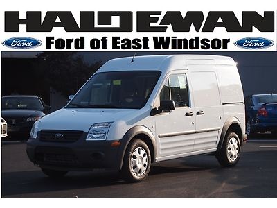 New 2013 ford transit connect xl cargo van only 8 miles never titled rear glass
