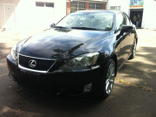 2011 lexus is250 base sedan 4-door 2.5l