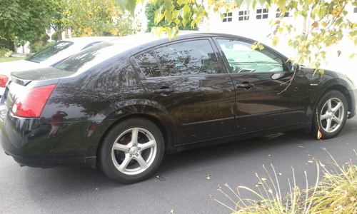 2005 nissan maxima se sedan 4-door 3.5l