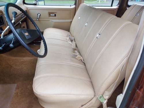 1977 GMC Suburban 43k Original Miles Sierra Granda Factory 454 A/C SURVIVOR, image 14