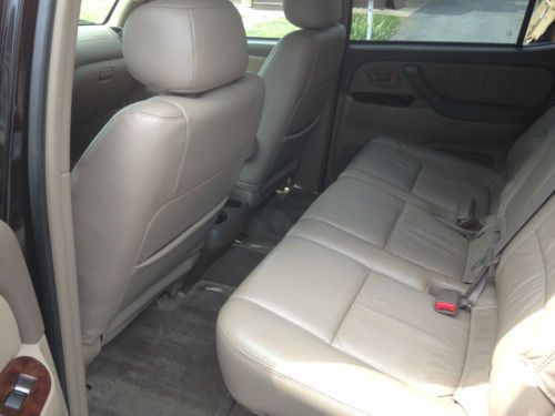 Used 2002 Toyota Sequoia Limited 34K Low Original Miles Very Rare 4WD Black/Tan, US $16,500.00, image 15