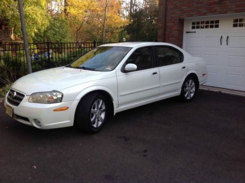 2003 nissan maxima gle sedan 4-door 3.5l 56k miles