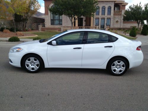 2013 dodge dart se sedan like new! only 3,500 miles