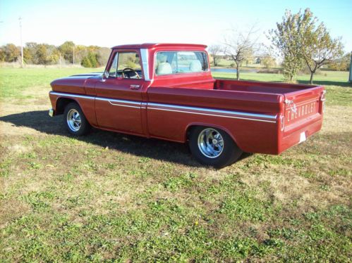 1965 CHEVY PICK UP C10 SHORT WIDE BED, image 4