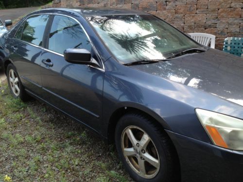 2003 honda accord,charcoal,4dr sedan,manual,1 owner,174k miles,smoke free