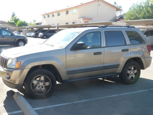 Clean 2005 jeep grand cherokee laredo 4x4 awd 4-door 3.7l khaki leather extras!