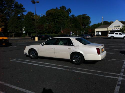 2003 Cadillac DeVille Base Sedan 4-Door 4.6L, image 3