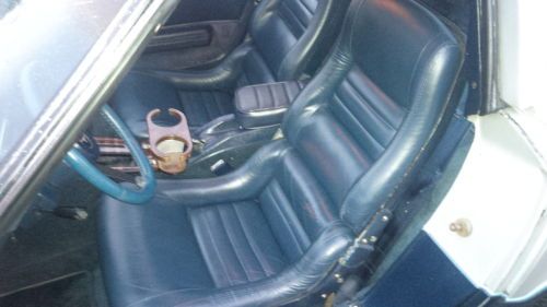 Runs Great, Ready to Drive and Enjoy or Restore NEW INTERIOR Just Needs Paint, image 3