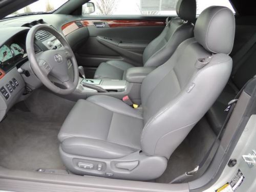 SLE Convertible 3.3L CD Leather/Power Seat Package 7 Speakers AM/FM radio, image 15