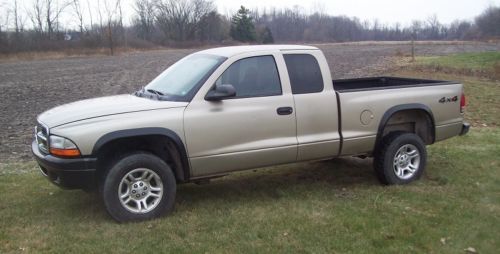 2004 dodge dakota 4x4 5 speed manual trans 3.7l v6 04 114k spray in bed liner