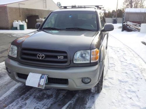 2003 toyota sequoia sr5 sport utility rust free,new tires ,excellent.no reserve