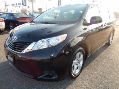 Black tan finance one owner wheels power auto camera 3rd row cruise mp3 rack gas